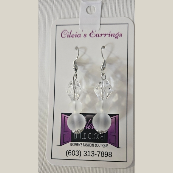 Dangling Earrings, Beaded. - Picture 5 of 5